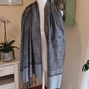 NEW Gray Pashmina Scarf
